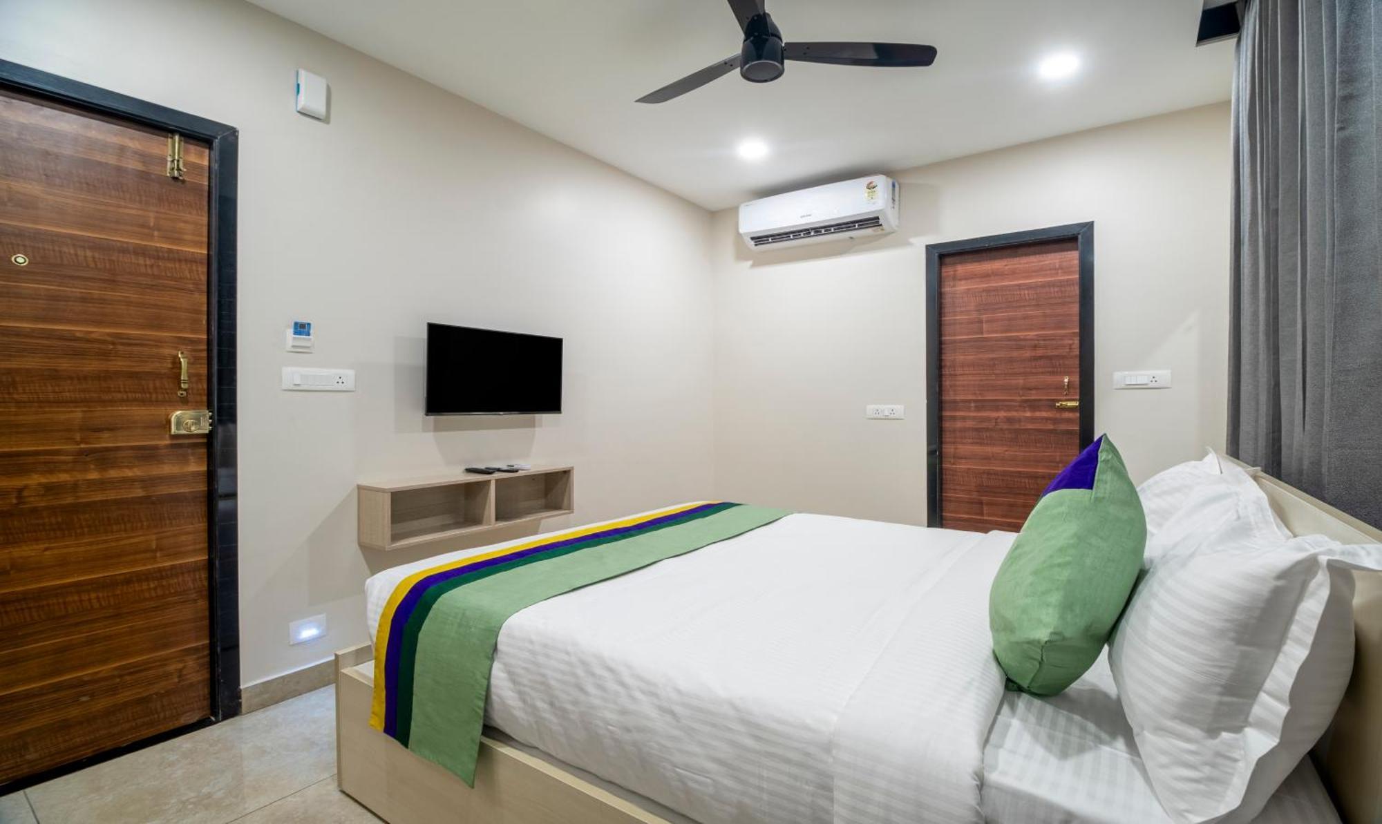 Treebo Sea Heights Hotel Kakinada Exterior photo